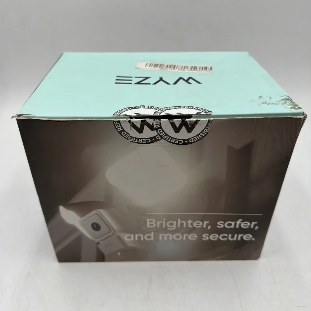Wyze Cam Floodlight v3 1080p HD IP65 WiFi Smart Cam 2600 Lumen Motion-Activated